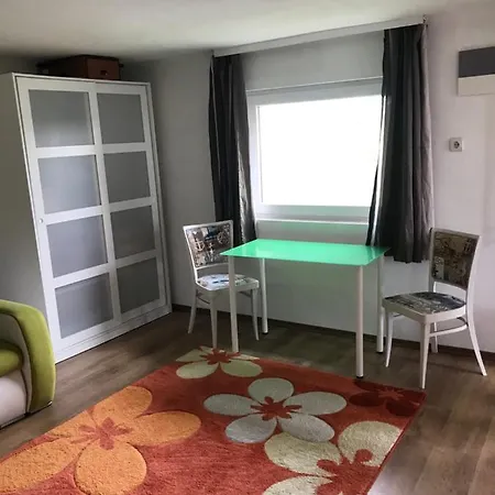 شقة Siposreti Apartmanhaz Szentgyorgyvar