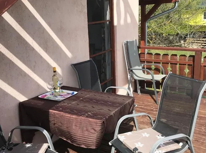 Διαμέρισμα Siposreti Apartmanhaz Szentgyorgyvar